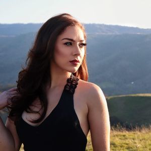 Meet your Posher, Nadia